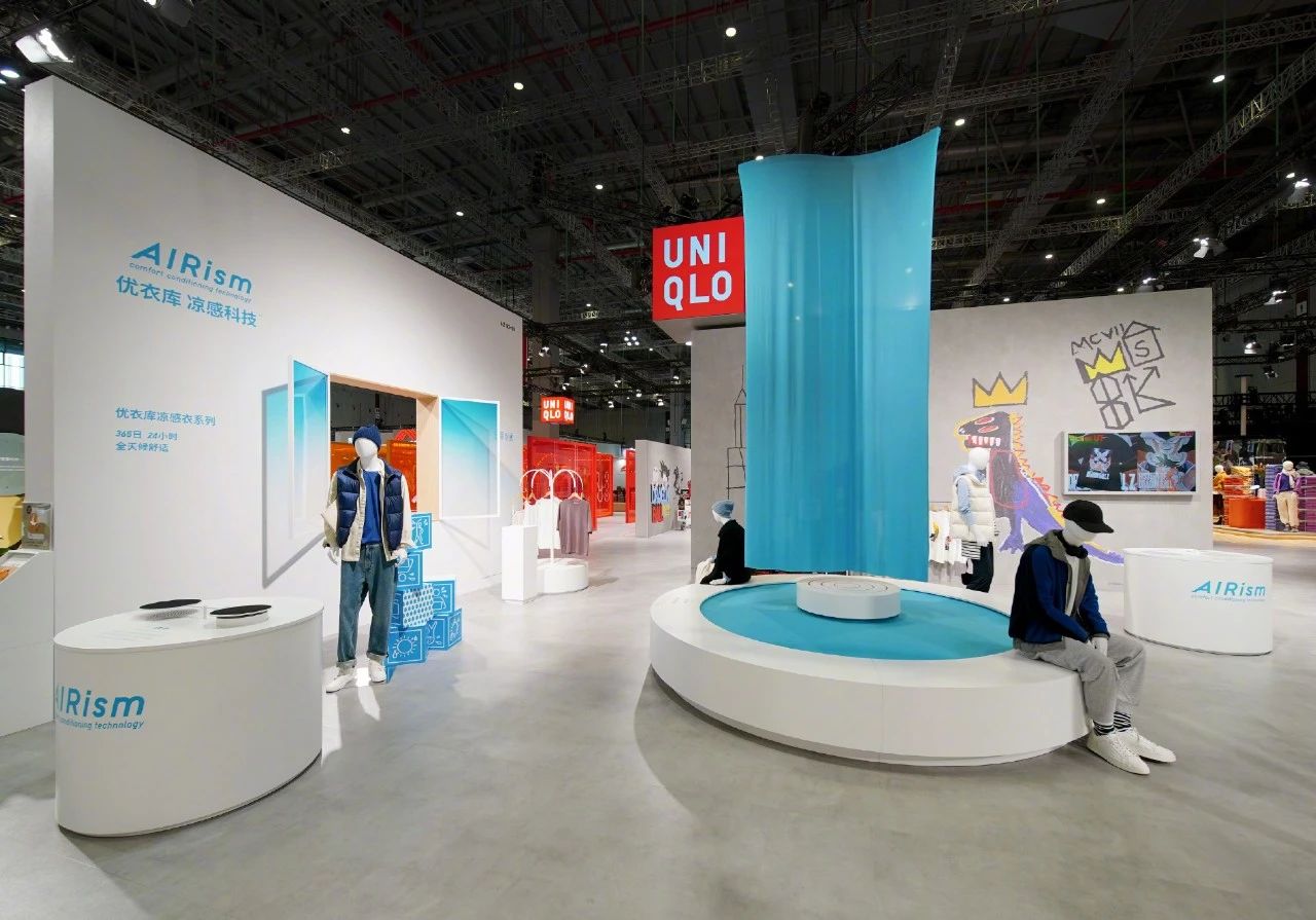 杭州展會設(shè)計搭建公司領(lǐng)你看2023進博會最具有創(chuàng)意00家企業(yè)展臺（優(yōu)衣庫展臺）4